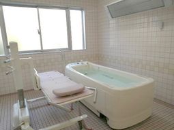 清潔感のある浴室