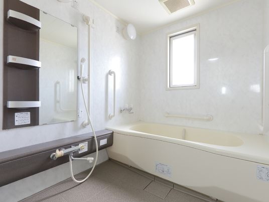 バリアフリー浴室設備