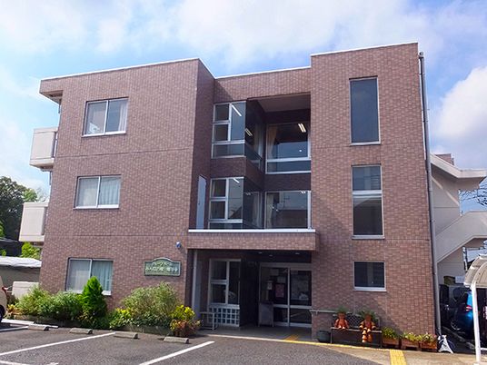 清潔感のある施設外観
