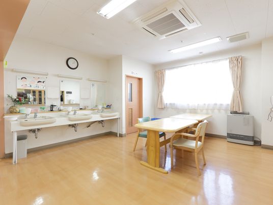 清潔な多目的スペース