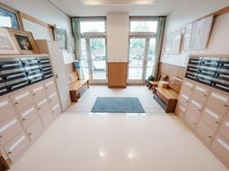 広々としたエントランス