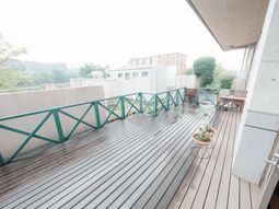 広々としたテラス