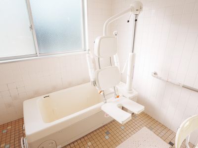 安全設計の浴室設備