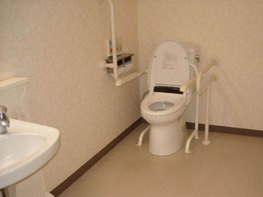バリアフリートイレ