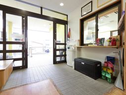 明るいエントランス