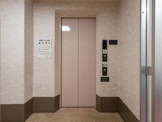 エレベーターホール