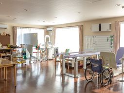 機能訓練用具が揃う空間