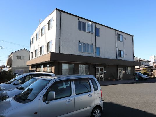 清潔感ある建物の外観