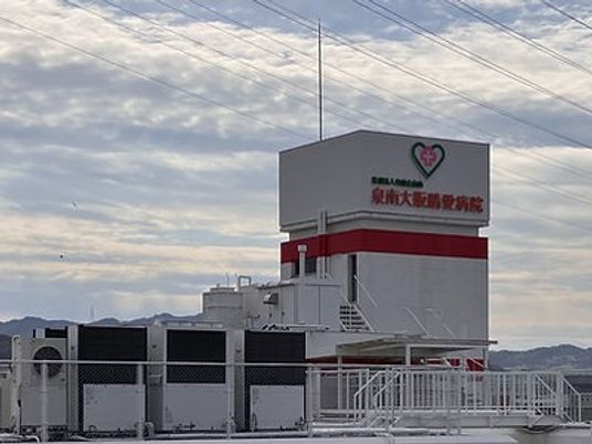 外観の建物と看板  