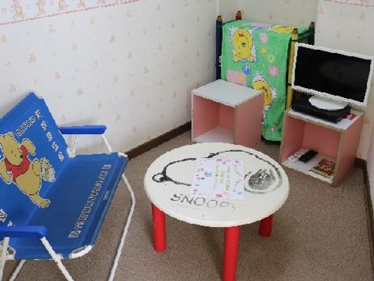 くつろぎ家具のある居室  