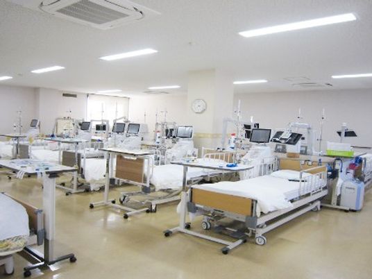明るい機能訓練室  