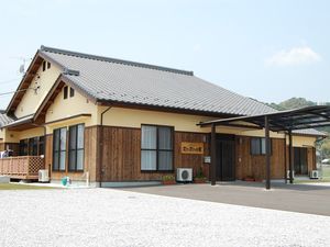 木目調の平屋外観  