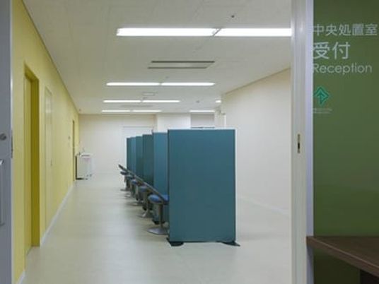 受付のある廊下  