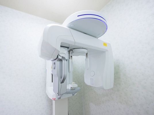歯科用機器のある室内  