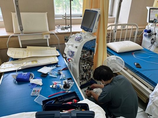 機器点検の病室  