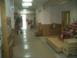 廊下の清潔な空間
