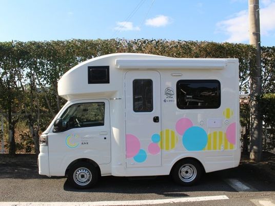 外観の送迎車  