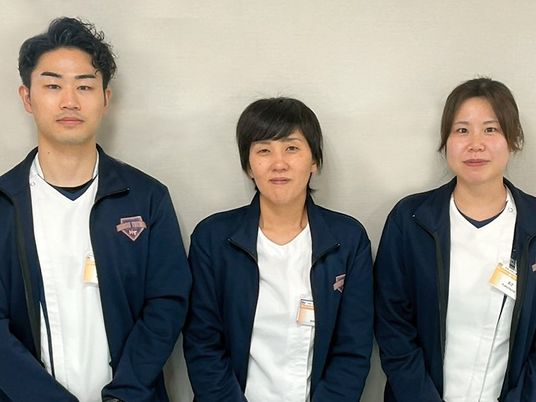 職員が並ぶスタッフイメージ  