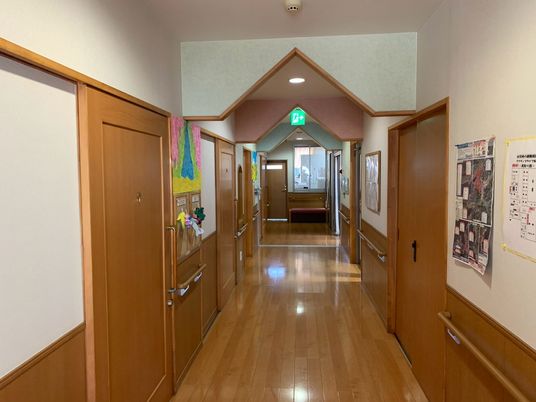 温かみのある廊下