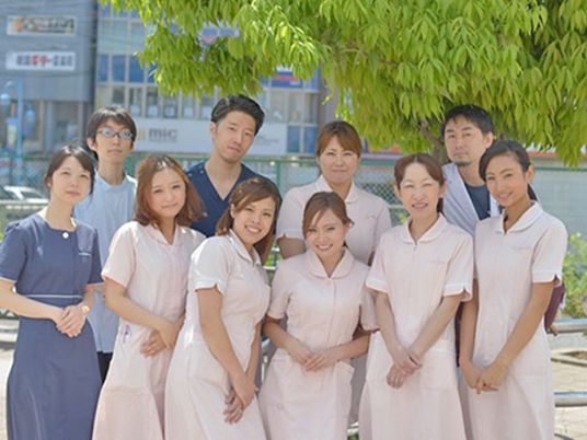 スタッフ集合の中庭  