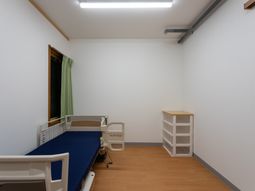 家具が整った居室