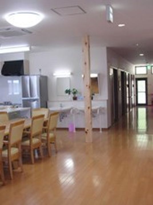 明るく清潔な共有スペース