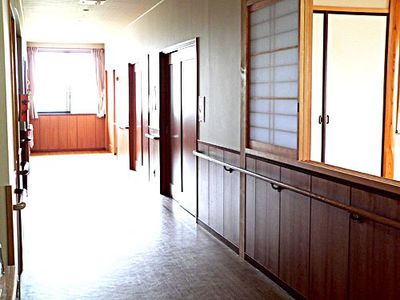 明るい廊下
