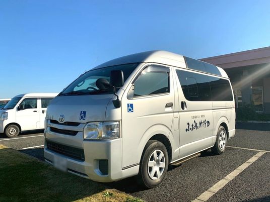 送迎車両