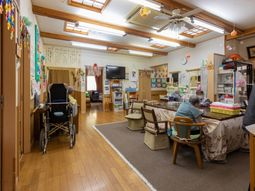 暖かい雰囲気の居室