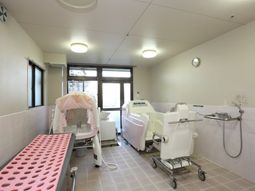 清潔な浴室設備