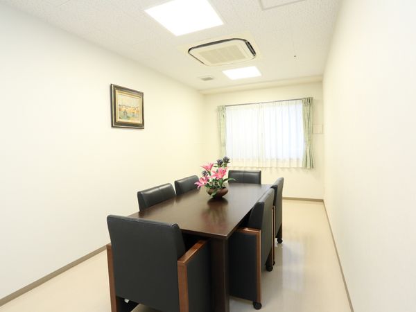 明るい会議室風景