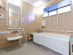 清潔な浴室の様子