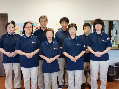 スタッフ集合写の様子