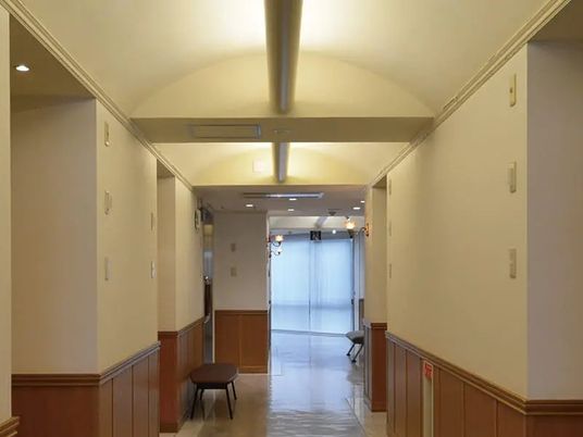 明るい廊下  
