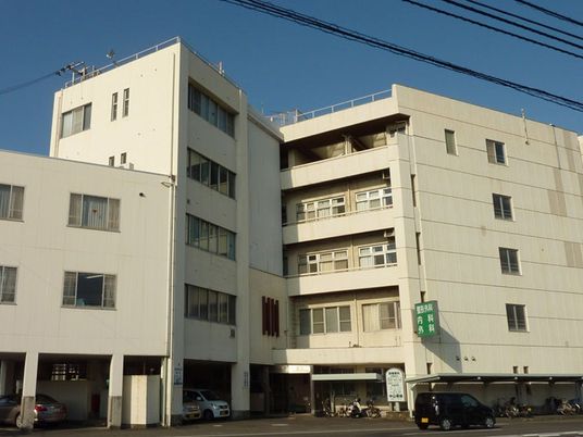 外観の建物正面  