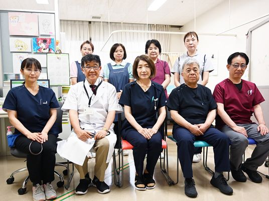スタッフ集合の診察室  