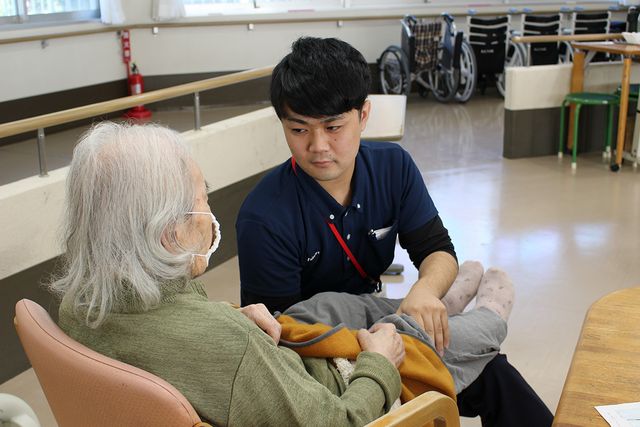 スタッフと居住者の会話