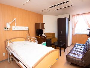 居室のベッド周辺  