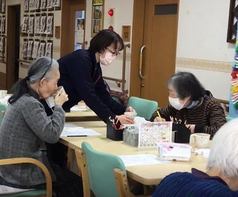 ケアの日常の食堂