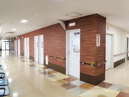 明るい廊下  