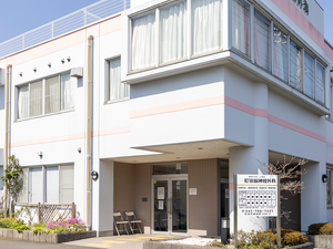 外観の建物正面  