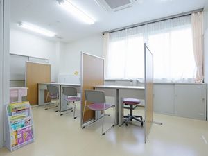 明るい多目的室  