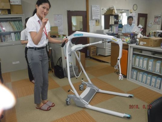 機器がある事務室  