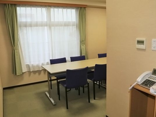 明るい多目的室  