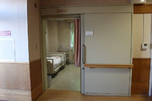 開放的な居室入口