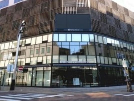 外観の建物正面  