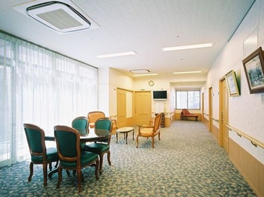 快適なラウンジ風廊下