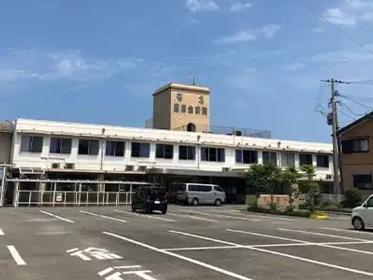建物外観の駐車場  