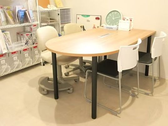 打ち合わせ用の会議室  