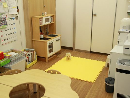 遊び場のある室内  